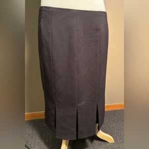 Beautiful Brown skirt with pleats size 4